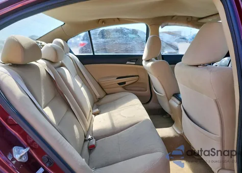 2011 Honda Accord Lx z USA, uszkodzony, nr VIN 1HGCP2F33BA011353